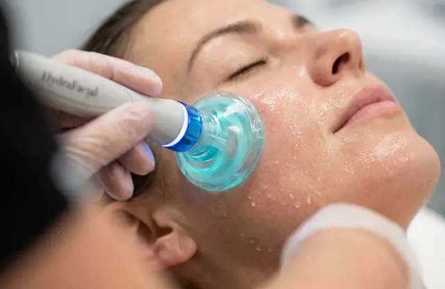 HydraFacial wand for deep hydration HydraFacial wand for deep hydration